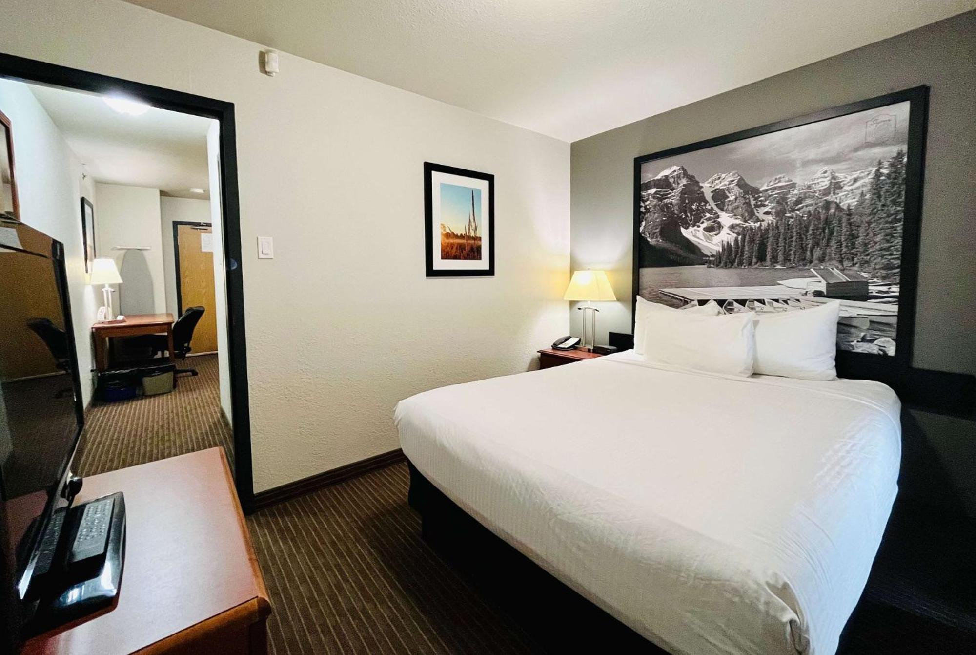 Hotel Super 8 By Wyndham Grande Prairie Exteriér fotografie