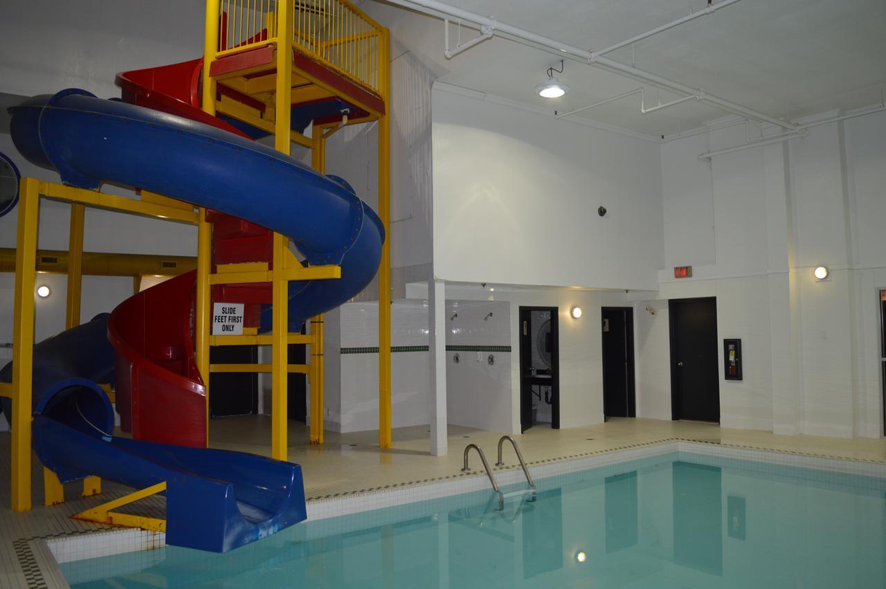 Hotel Super 8 By Wyndham Grande Prairie Exteriér fotografie